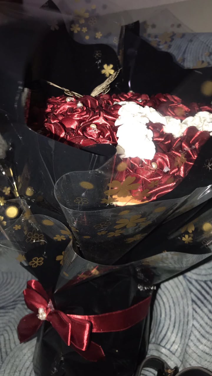 Customize ribbon flower bouqet
